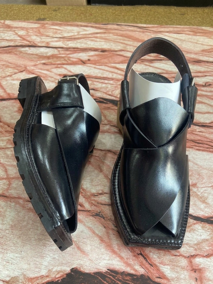 Handmade Black Kaptaan Chappal for Men – Genuine Leather Premium Design
